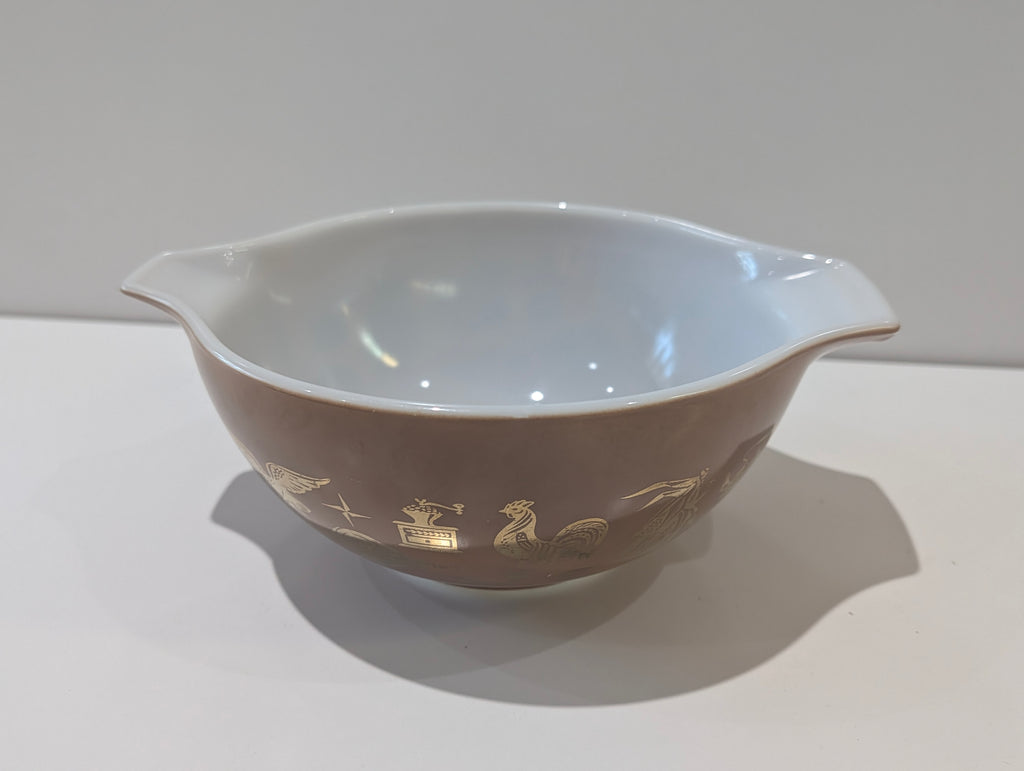 Vintage Pyrex Early American Cinderella Mixing Bowl Brown Gold Pattern 441