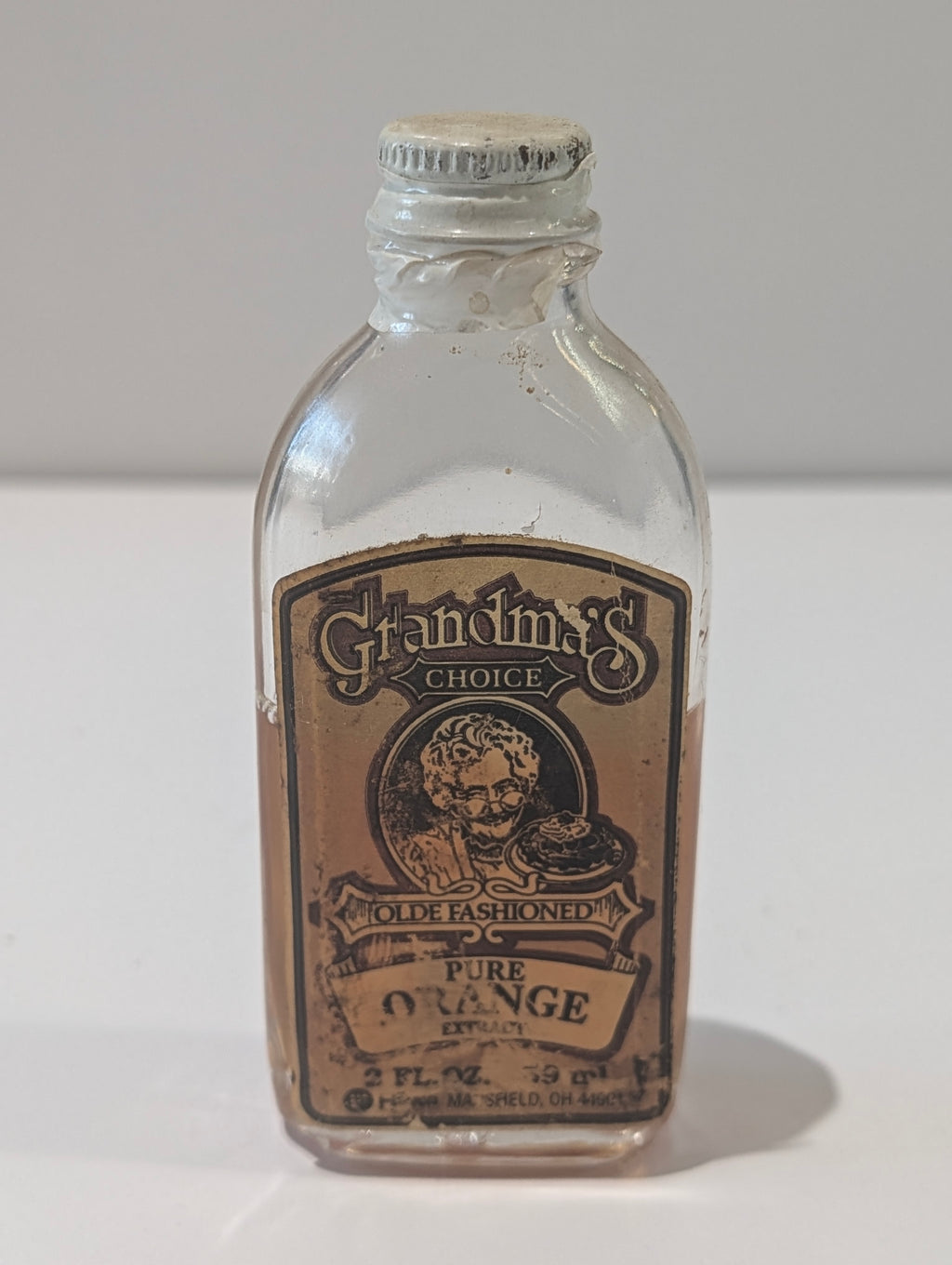 Vintage Grandma’s Choice Pure Orange Extract Glass Bottle 2oz Mansfield OH