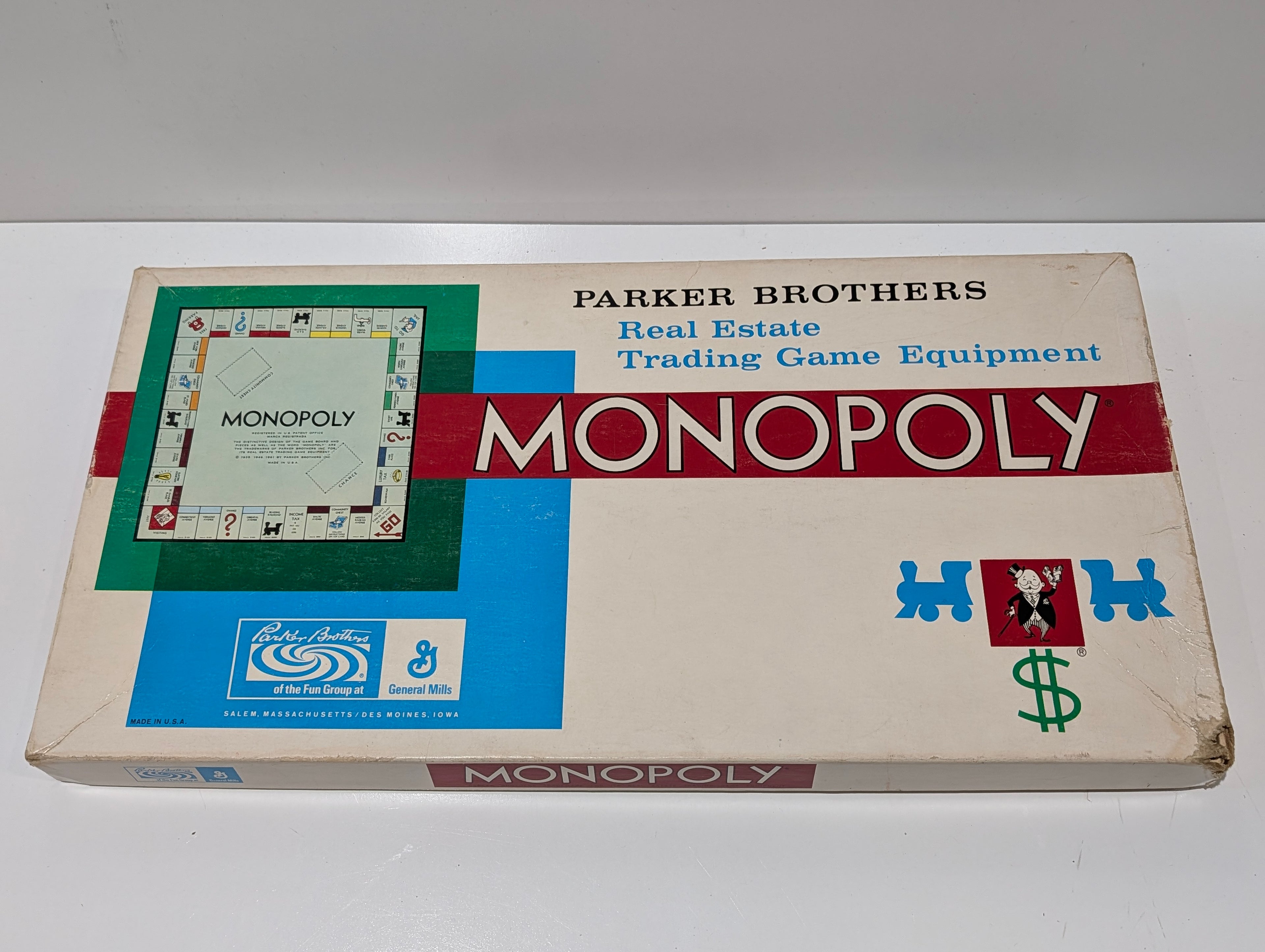 Vintage Parker Brothers Monopoly Board Game Real Estate Trading Set USA