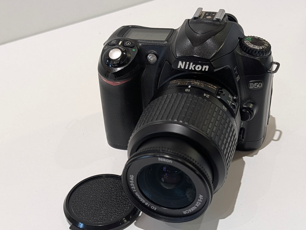 Nikon D50 DSLR Camera Kit 18-55mm AF-S DX Lens Battery No Charger Tested