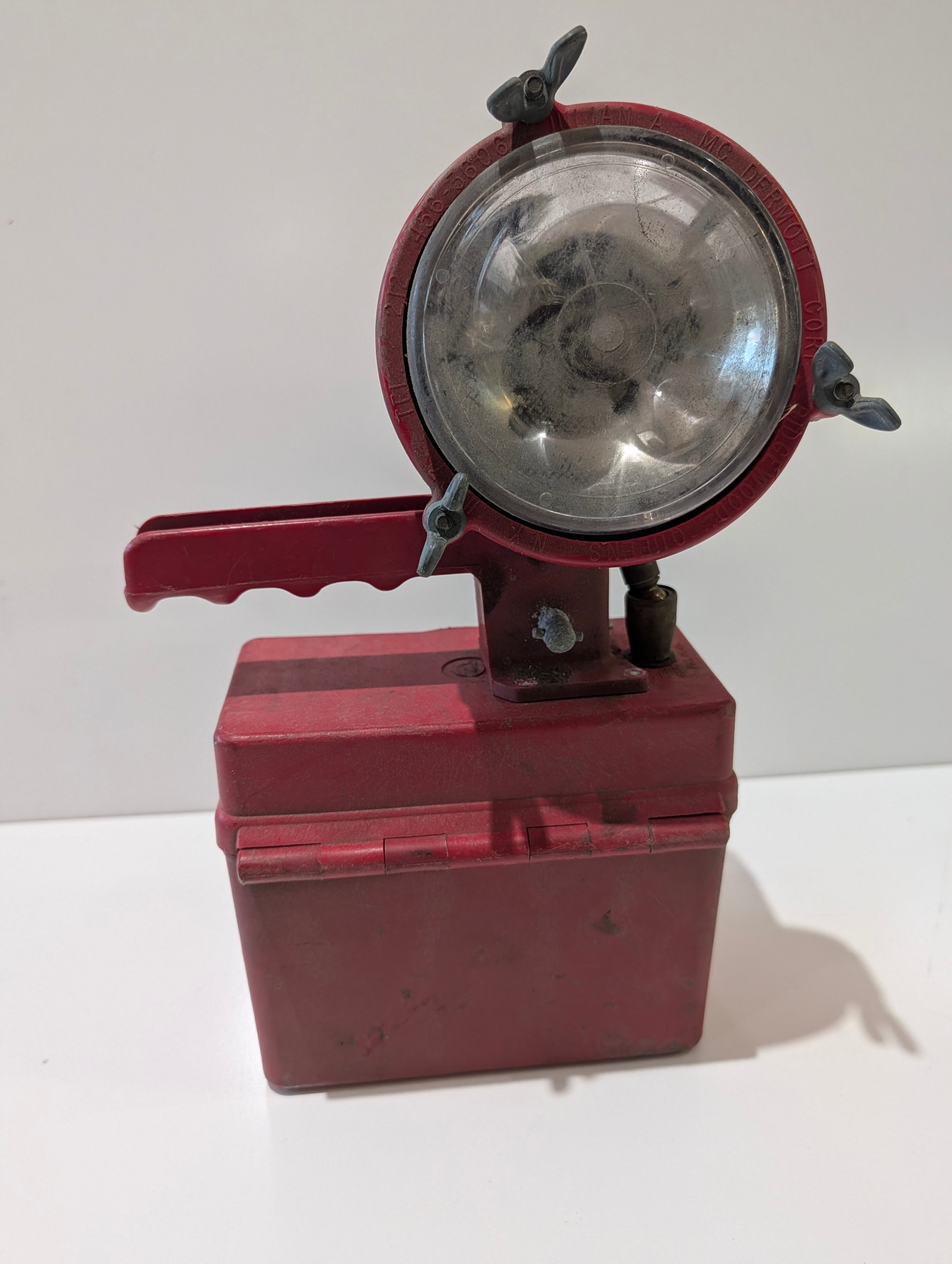 Vintage Saflite EXAFL-1 Hazardous Location Industrial Lantern Work Light Red