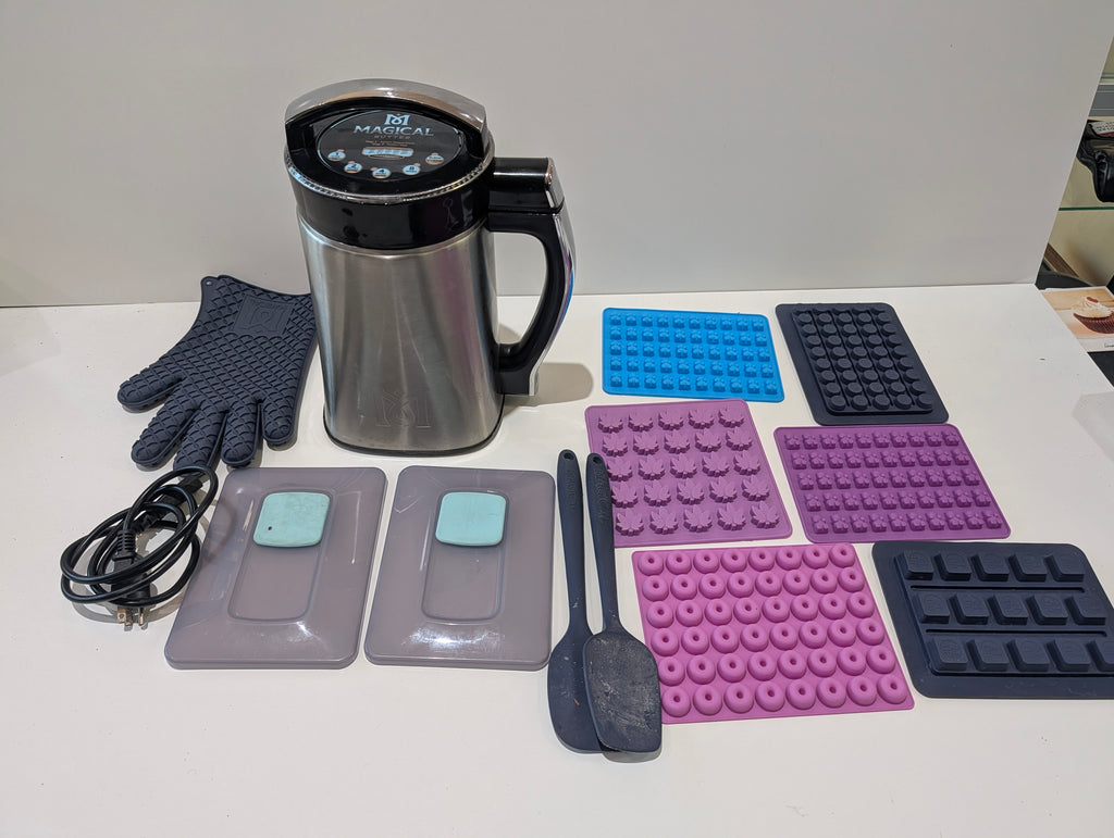 Magical Butter MB2e Herbal Infuser Machine Silicone Mold Accessory Bundle Set