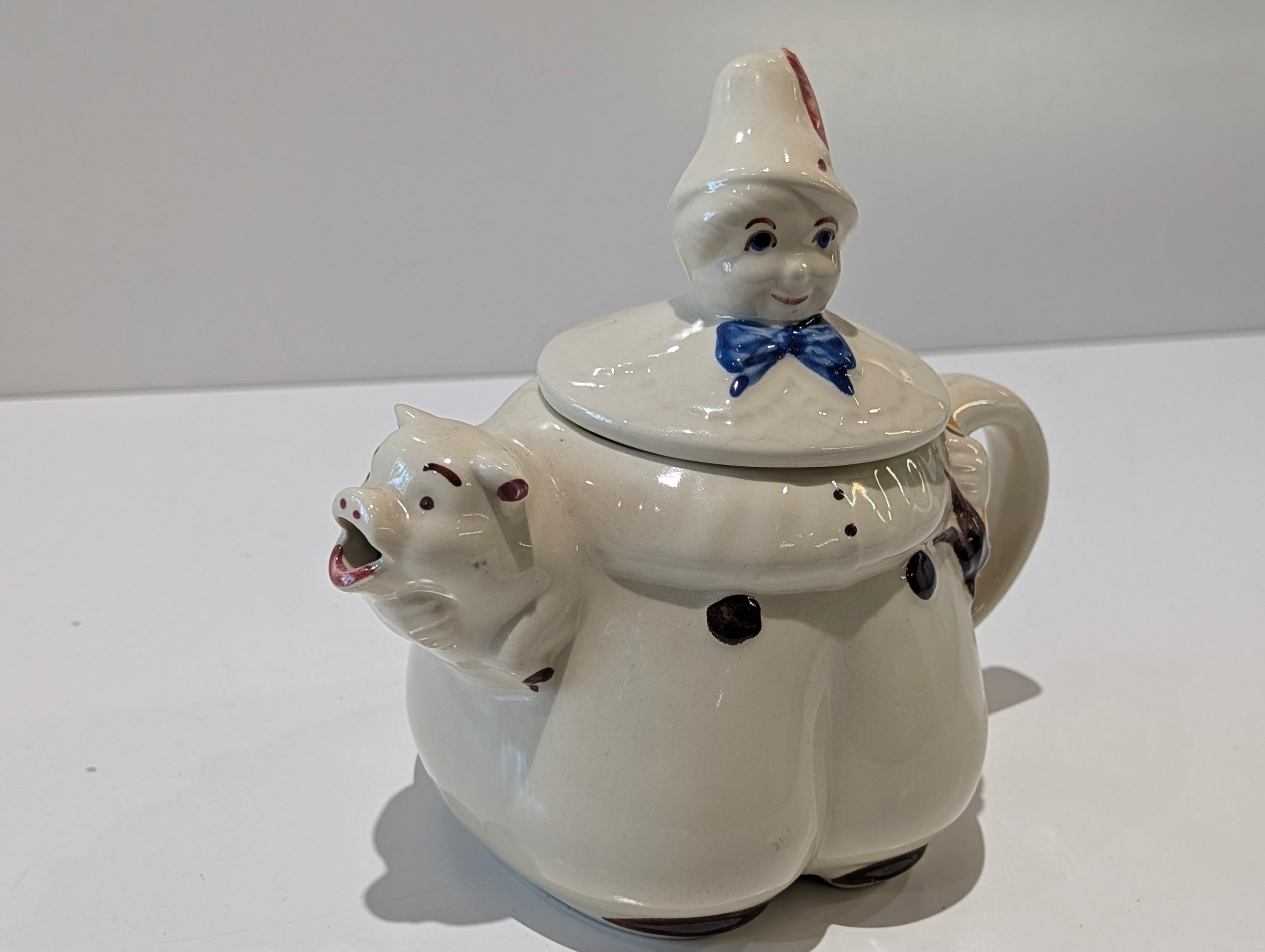 Vintage Shawnee Pottery Tom The Piper’s Son Figural Ceramic Teapot USA