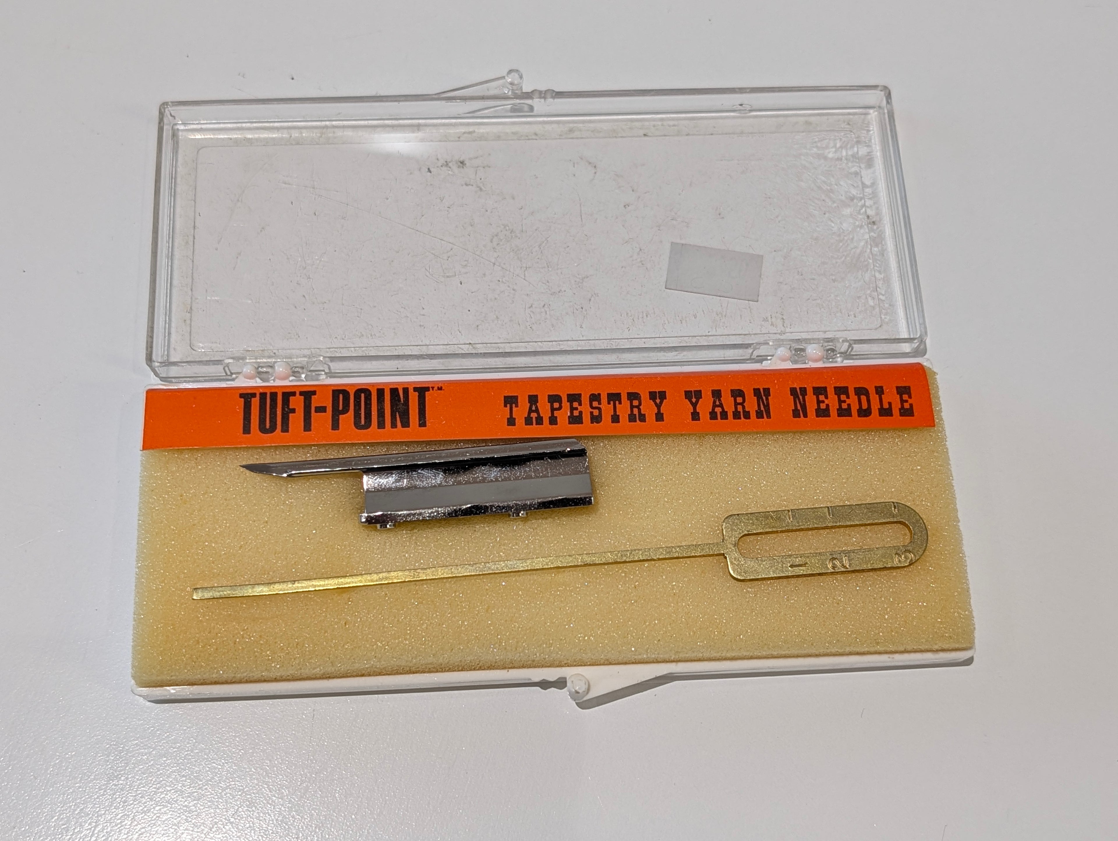Vintage Tuff-Point Tapestry Yarn Needle Rug Hooking Tool Craft Supply Kit