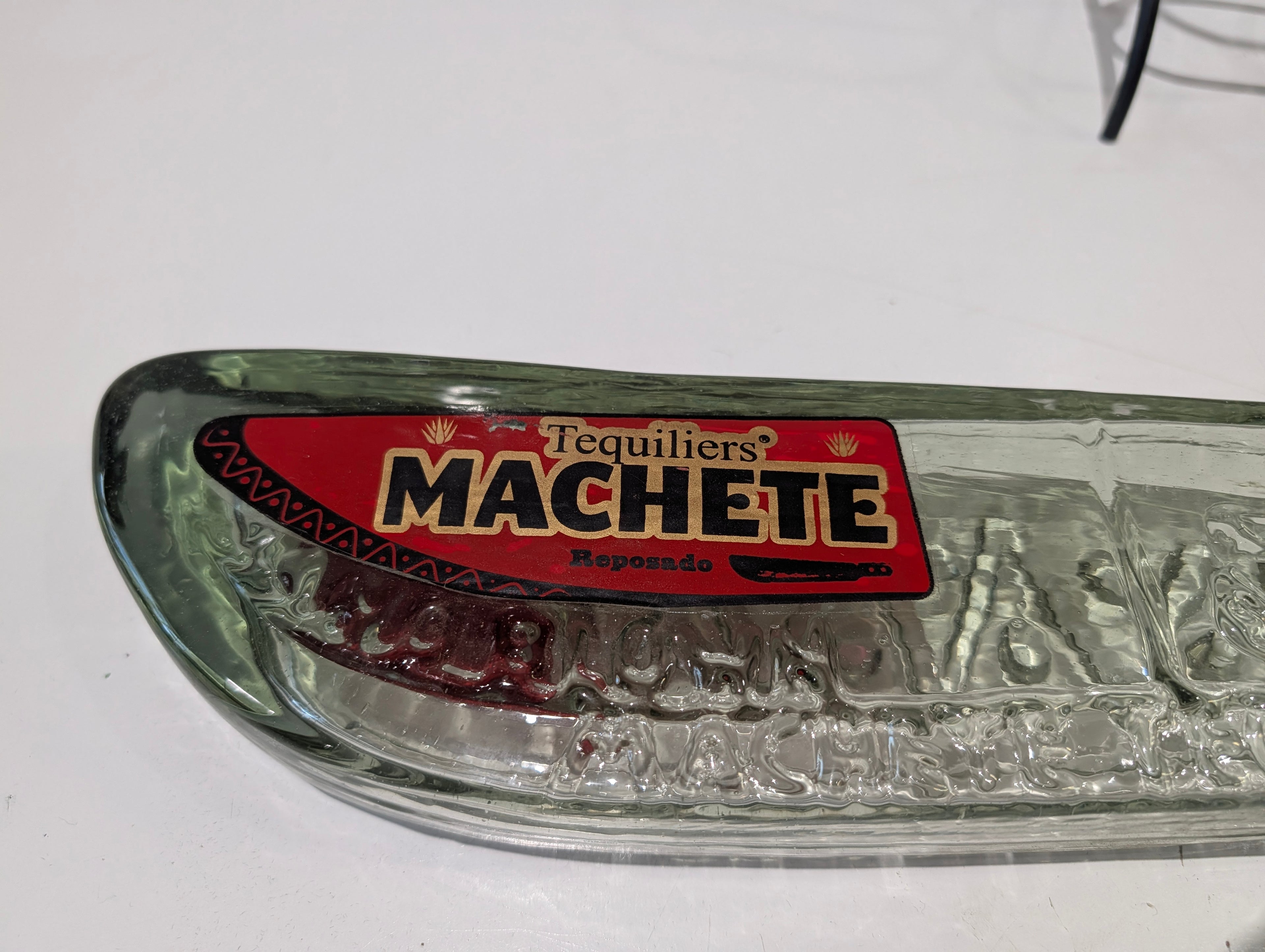 Tequiliers Machete Reposado Tequila Bottle Display With Metal Stand 1 Liter Decor