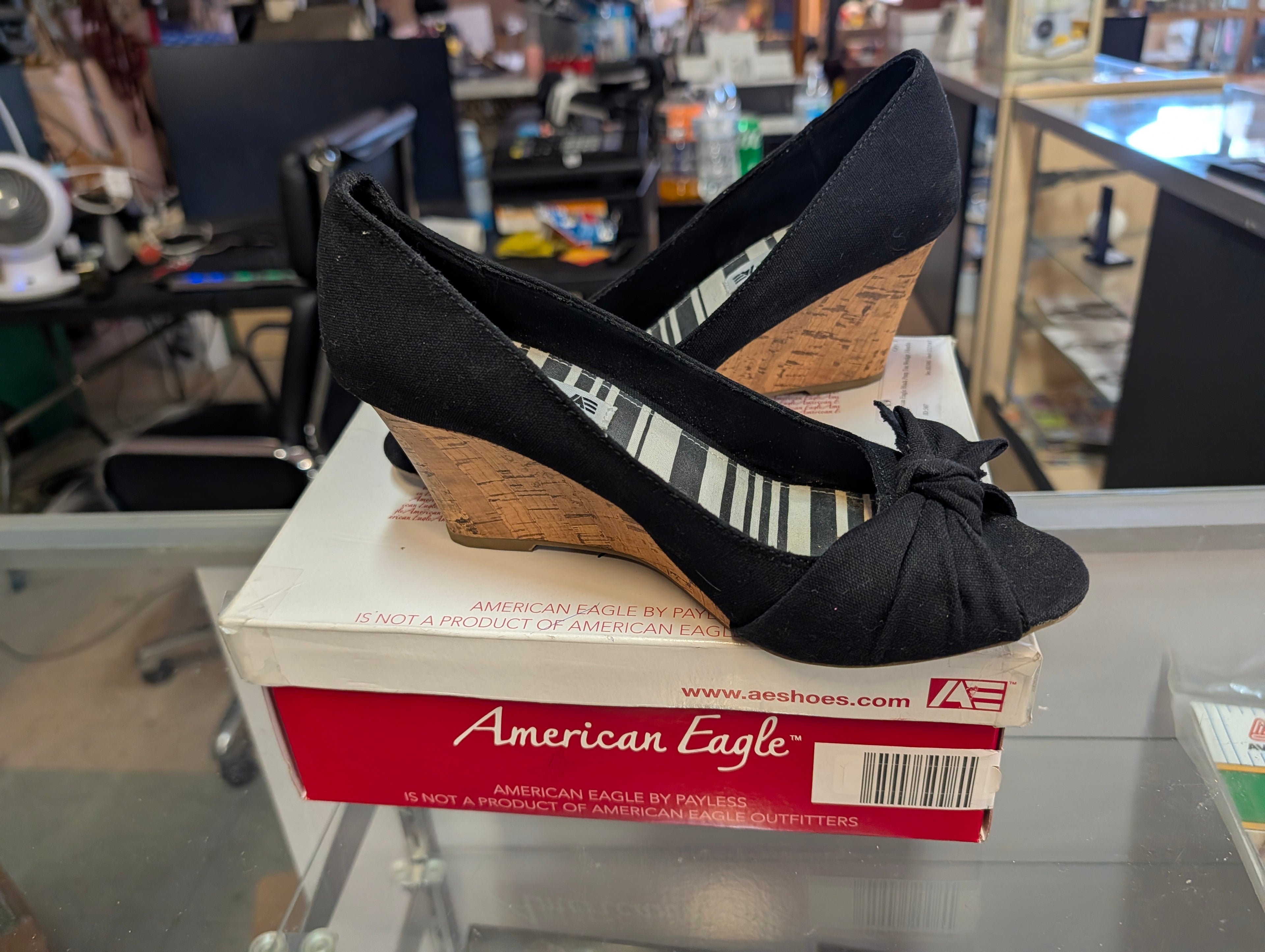 American Eagle Black Canvas Peep Toe Cork Wedge Heels Women's Size 8.5 Bow Pumps