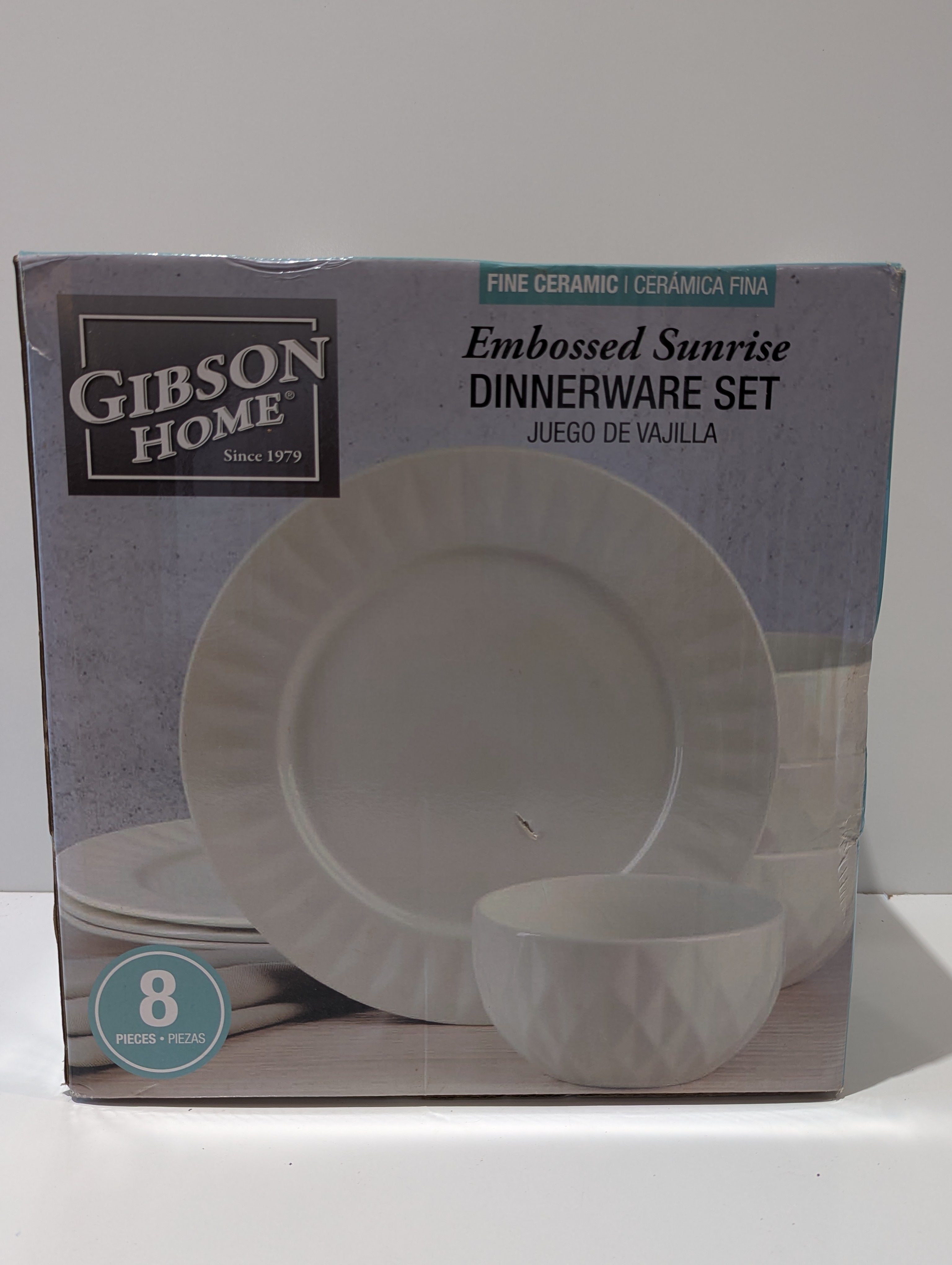 Gibson Home Embossed Sunrise 8 Piece Fine Ceramic Dinnerware Set New Sealed