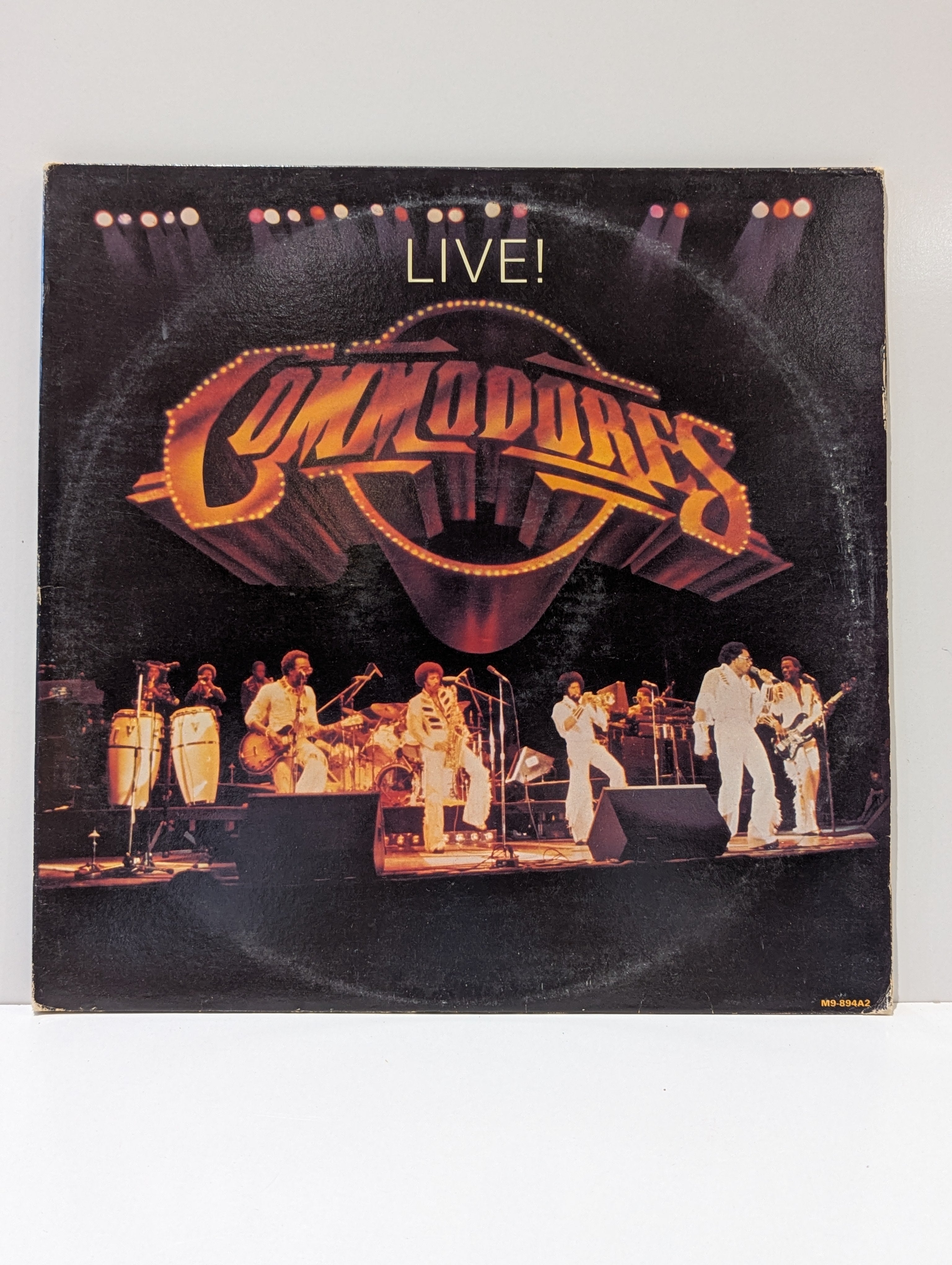 Vintage Commodores Live! Double LP Vinyl Record Motown M9-894A2 Funk Soul Album