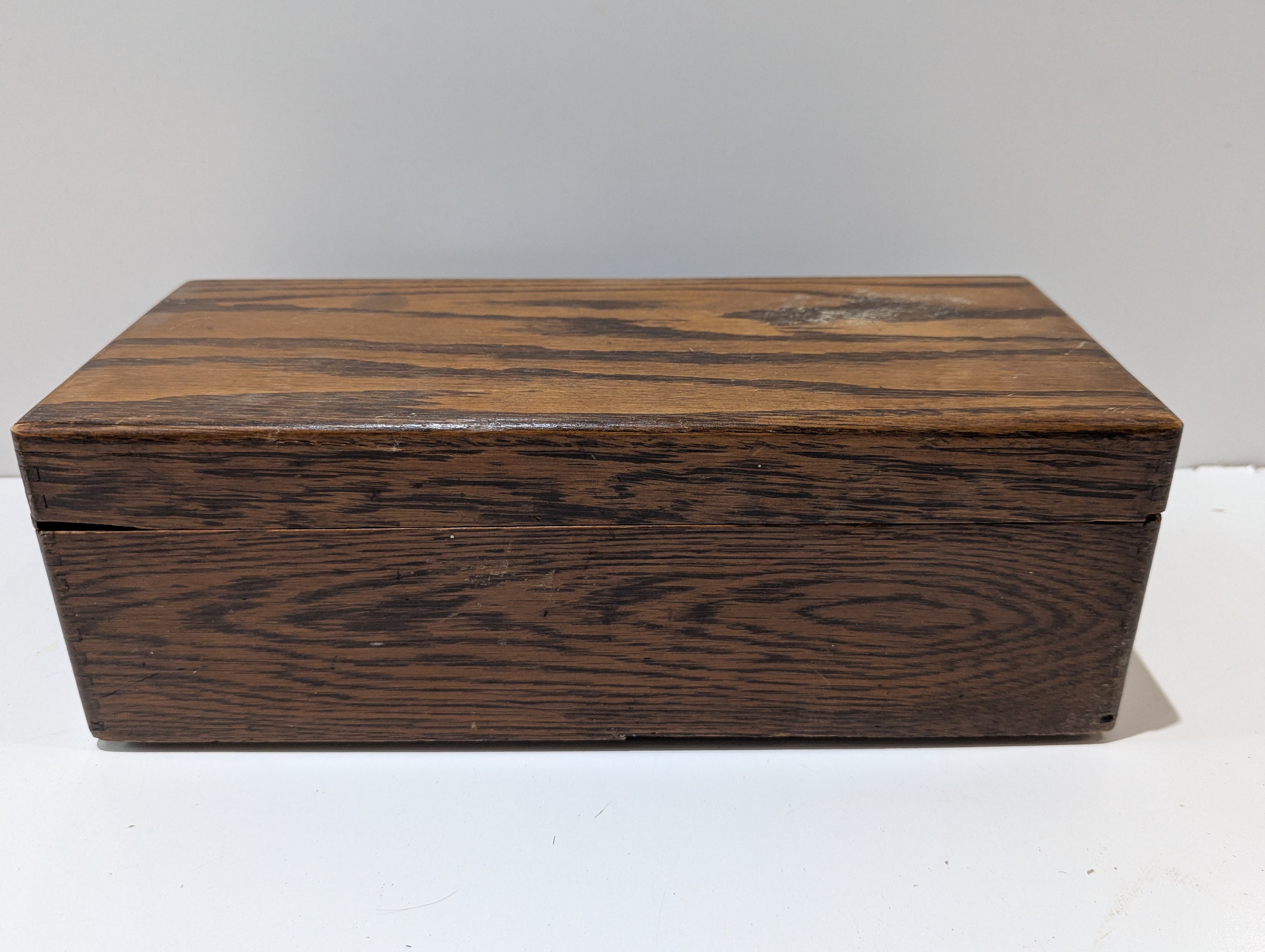 Vintage Weis Montral Mich USA Oak Wood Recipe Card File Box Index Storage Chest