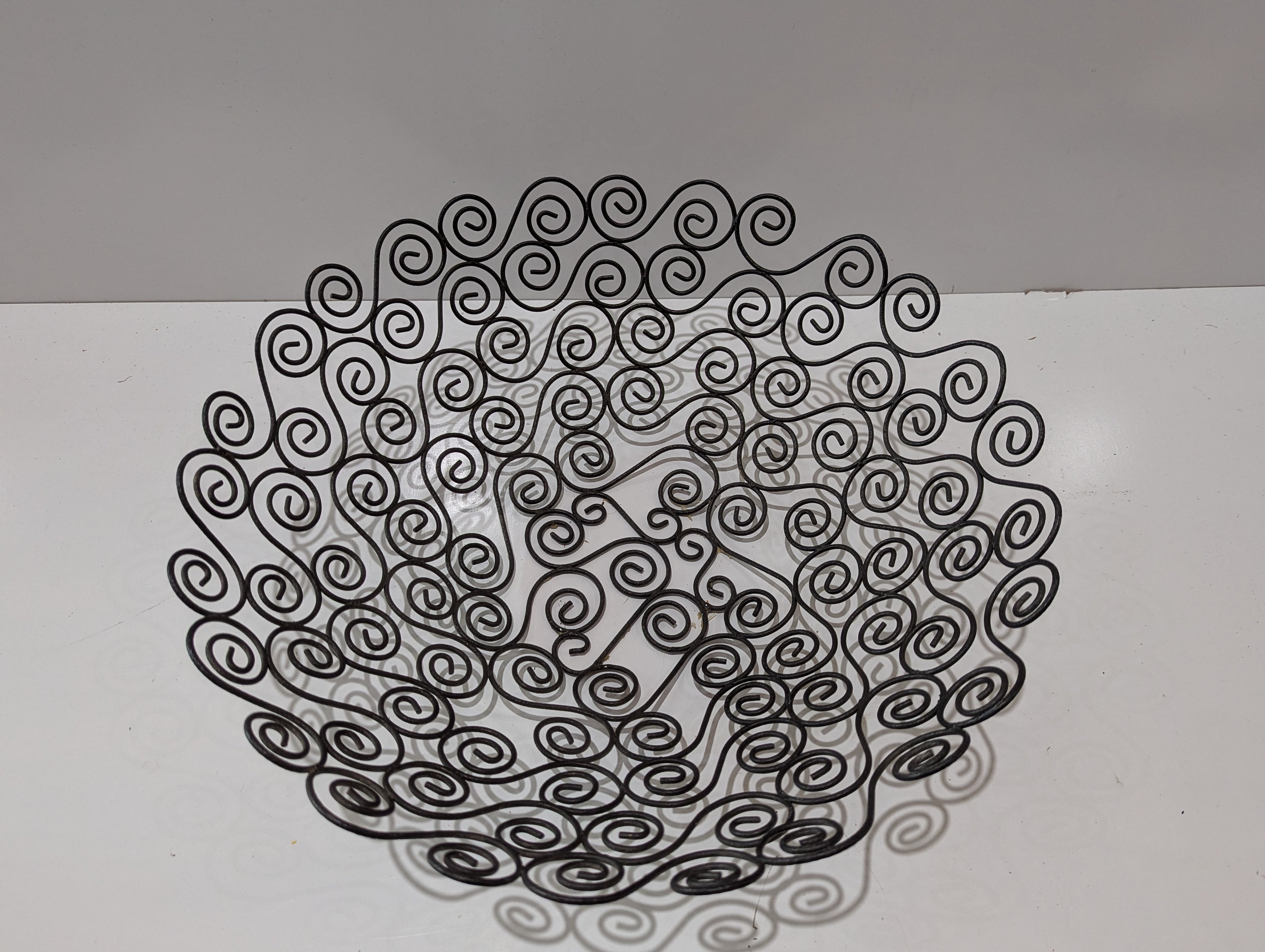 Decorative Black Wrought Iron Style Wire Fruit Bowl Centerpiece Basket Home Decor
