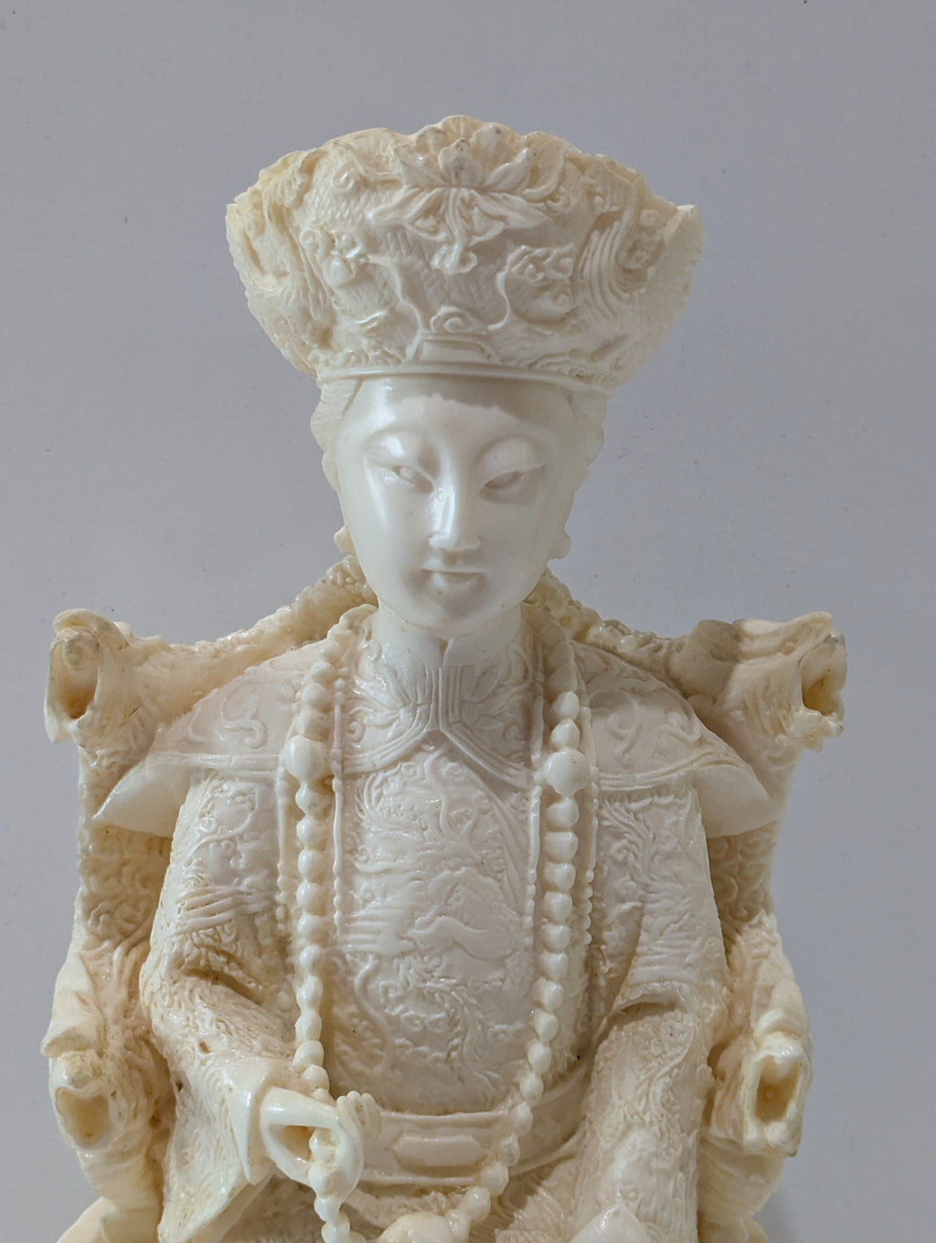Asian Emperor Resin Figurine Dragon Throne Sculpture Ivory Tone Decorative Statue