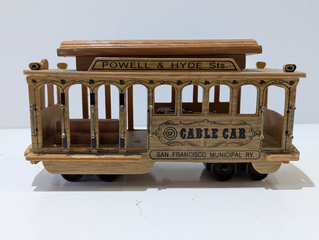 Vintage San Francisco Municipal Railway Powell & Hyde Cable Car Wooden Souvenir Model