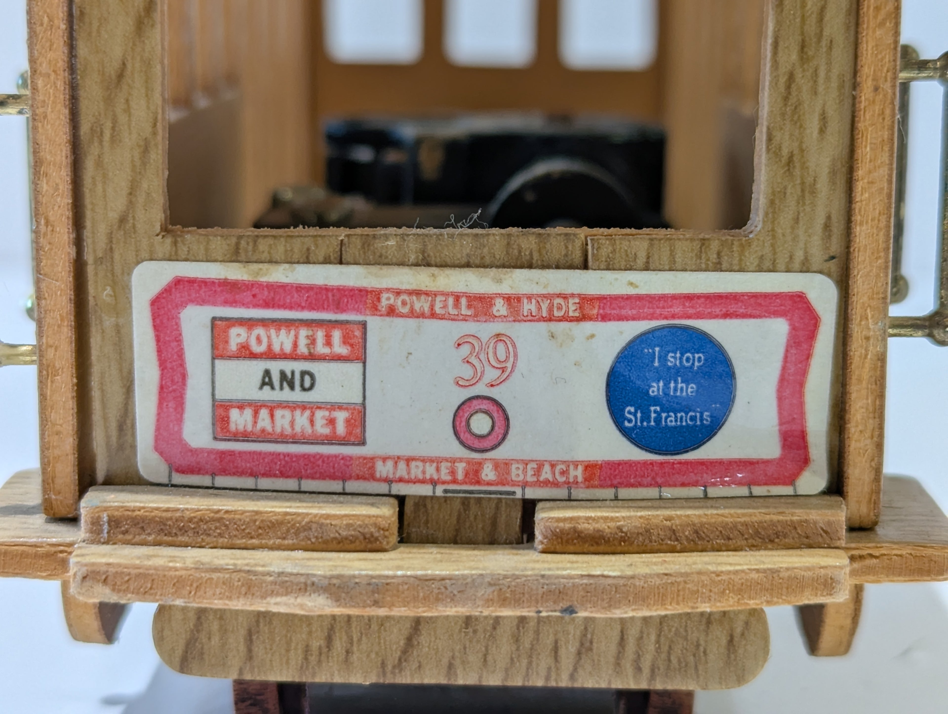 Vintage San Francisco Municipal Railway Powell & Hyde Cable Car Wooden Souvenir Model