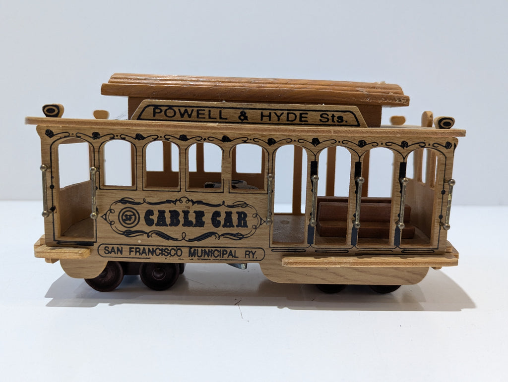 Vintage San Francisco Municipal Railway Powell & Hyde Cable Car Wooden Souvenir Model