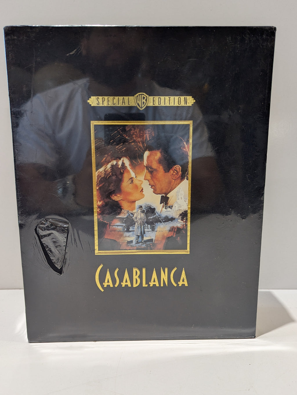 Warner Bros Special Edition Casablanca VHS Collector Gift Set Sealed Movie Box