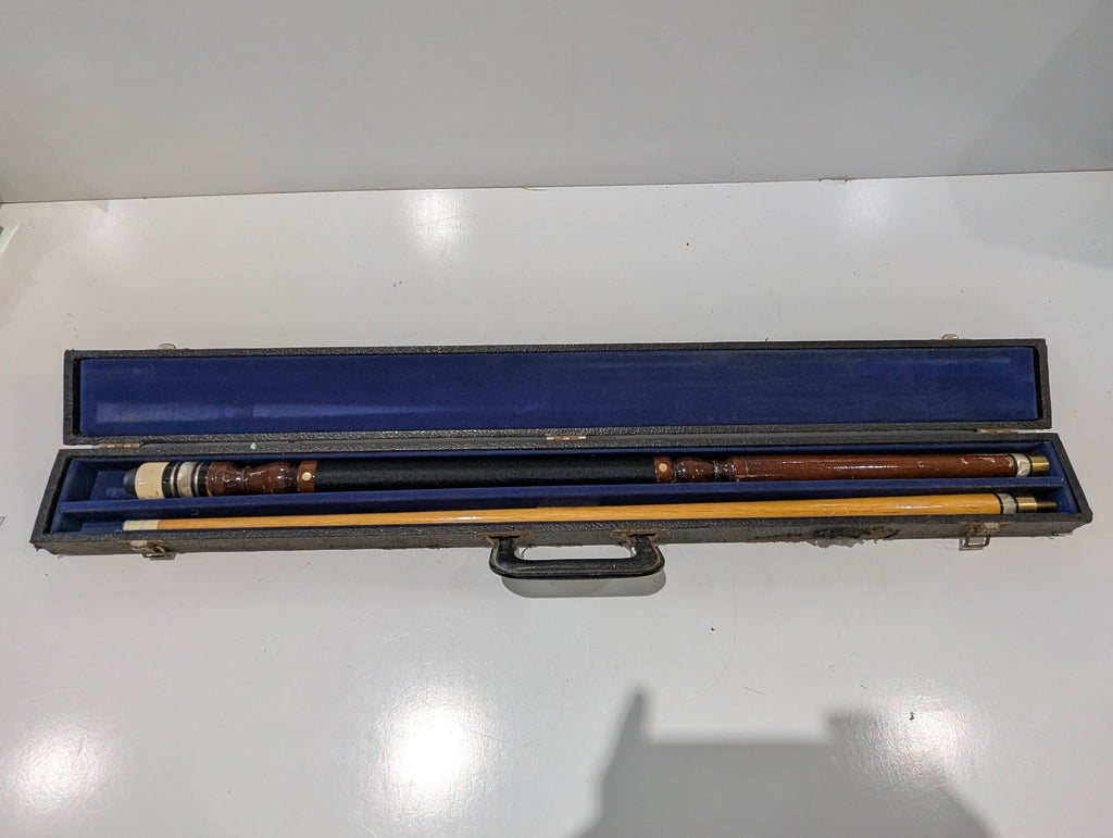 Vintage Two Piece Pool Cue With Yanez Custom Case Co. Hard Carrying Case USA