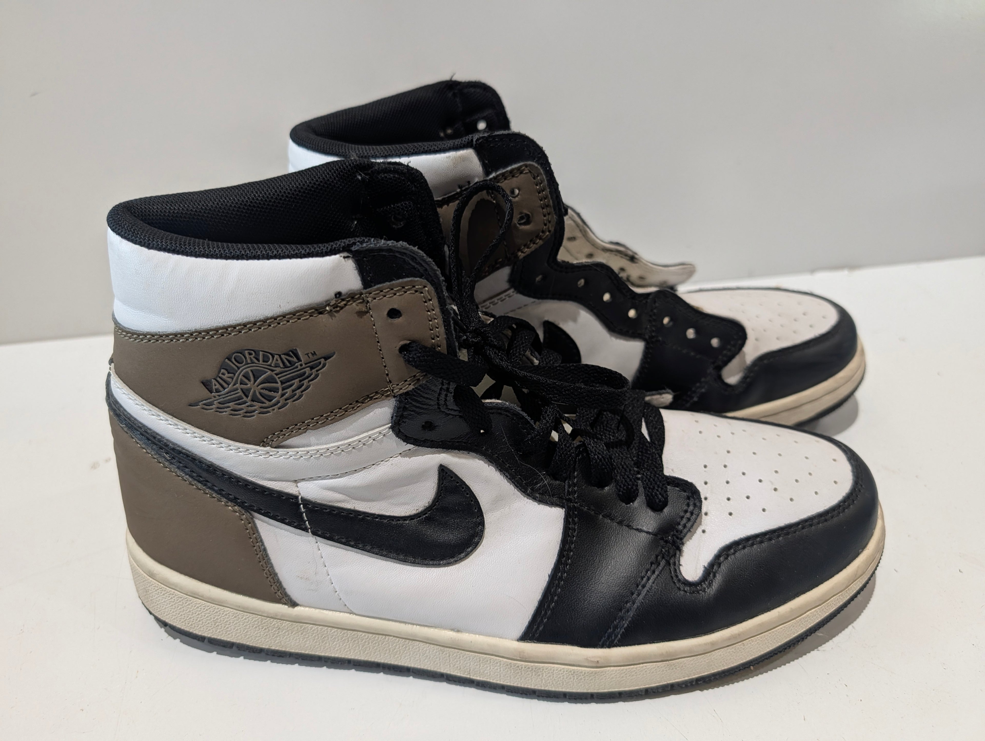Nike Air Jordan 1 Retro High Dark Mocha Black White Leather Sneakers Men's Shoes