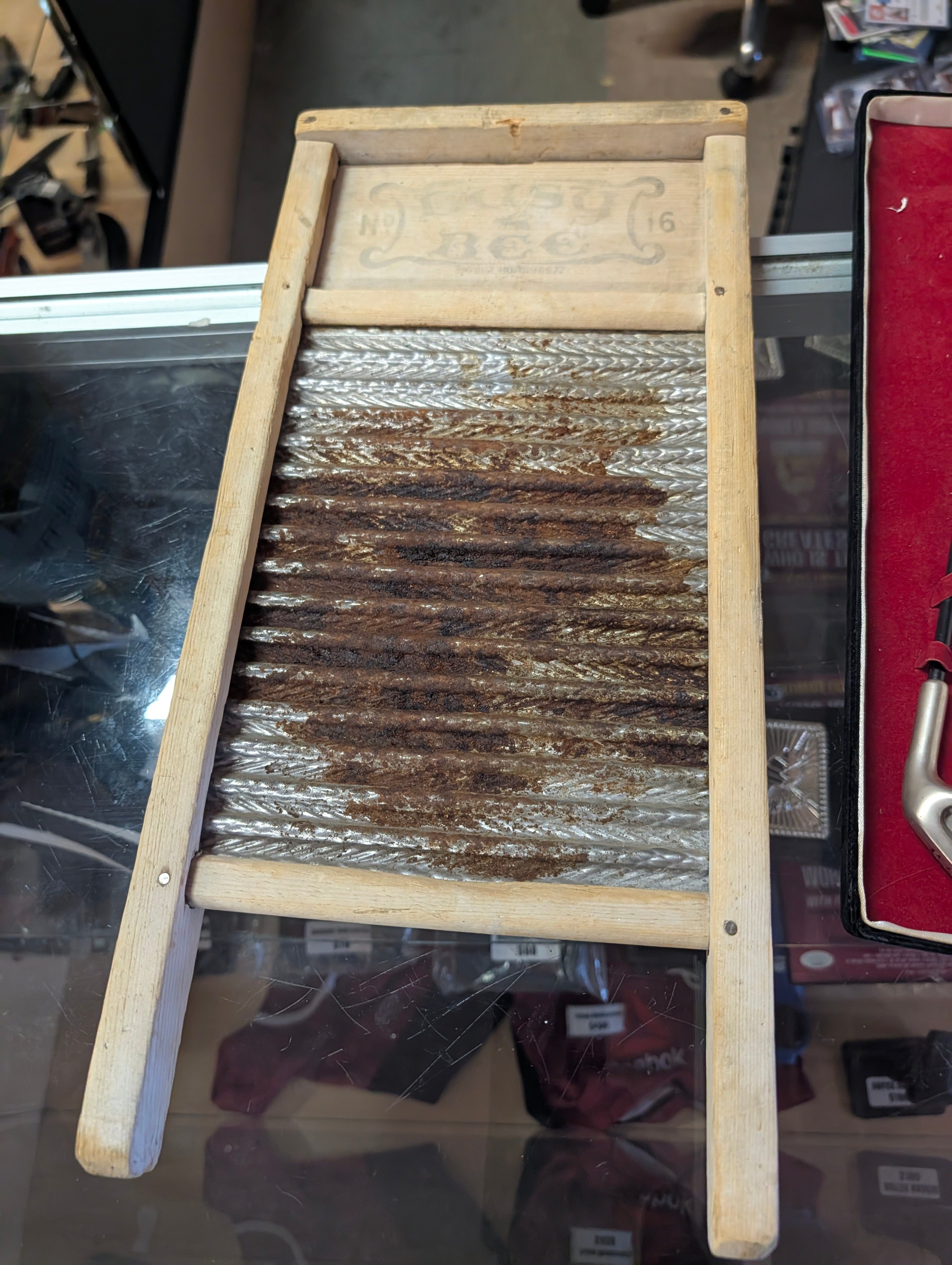 Vintage No. 16 Busy Bee Wooden Washboard Galvanized Metal Laundry Primitive Decor