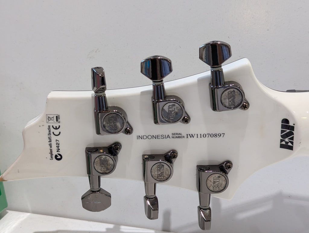 ESP LTD H-330NT White Electric Guitar EMG Pickups Indonesia IW11070897 Strap