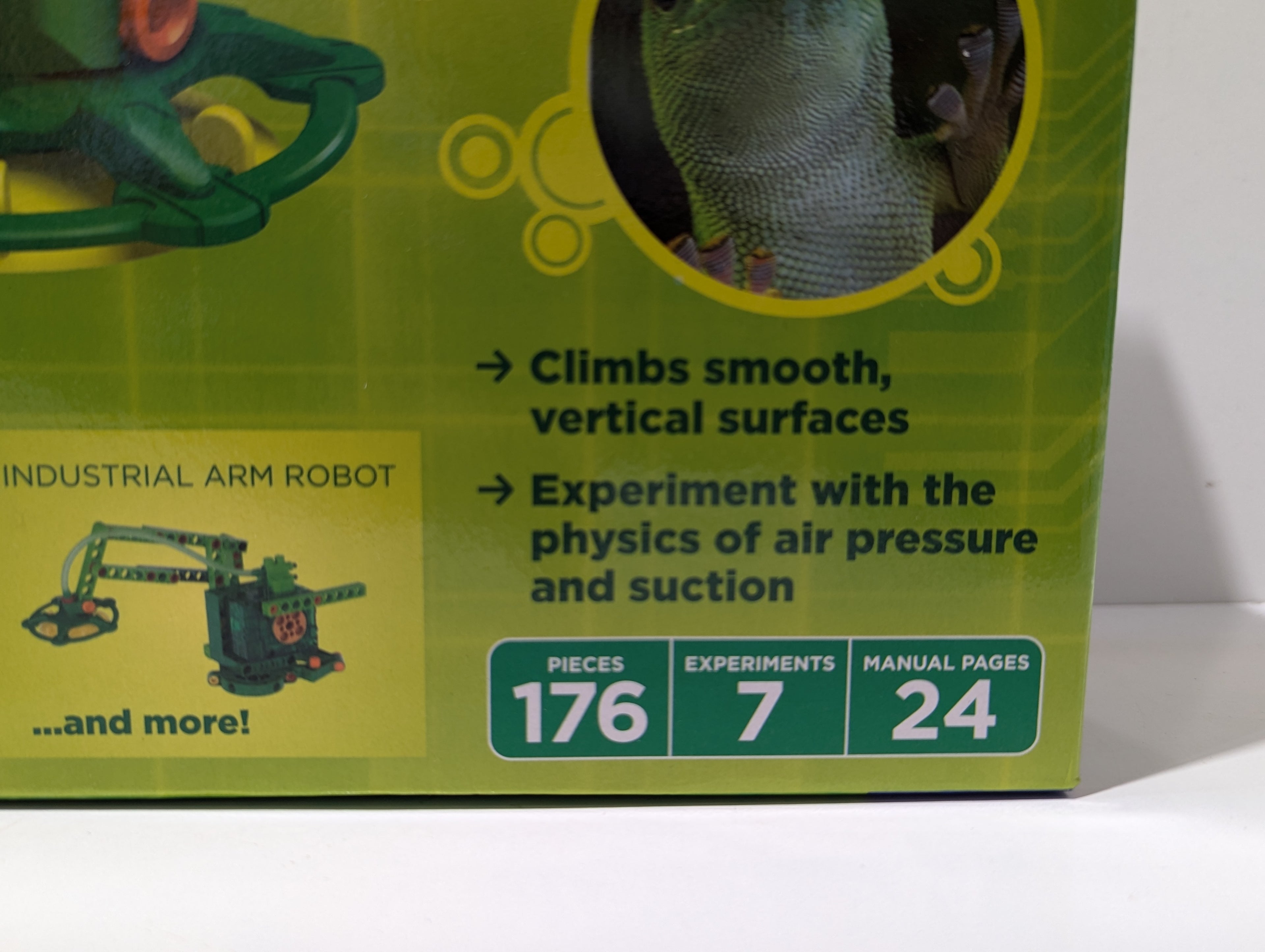 Thames & Kosmos Geckobot STEM Experiment Kit 176 Pieces Build 7 Models Ages 8+
