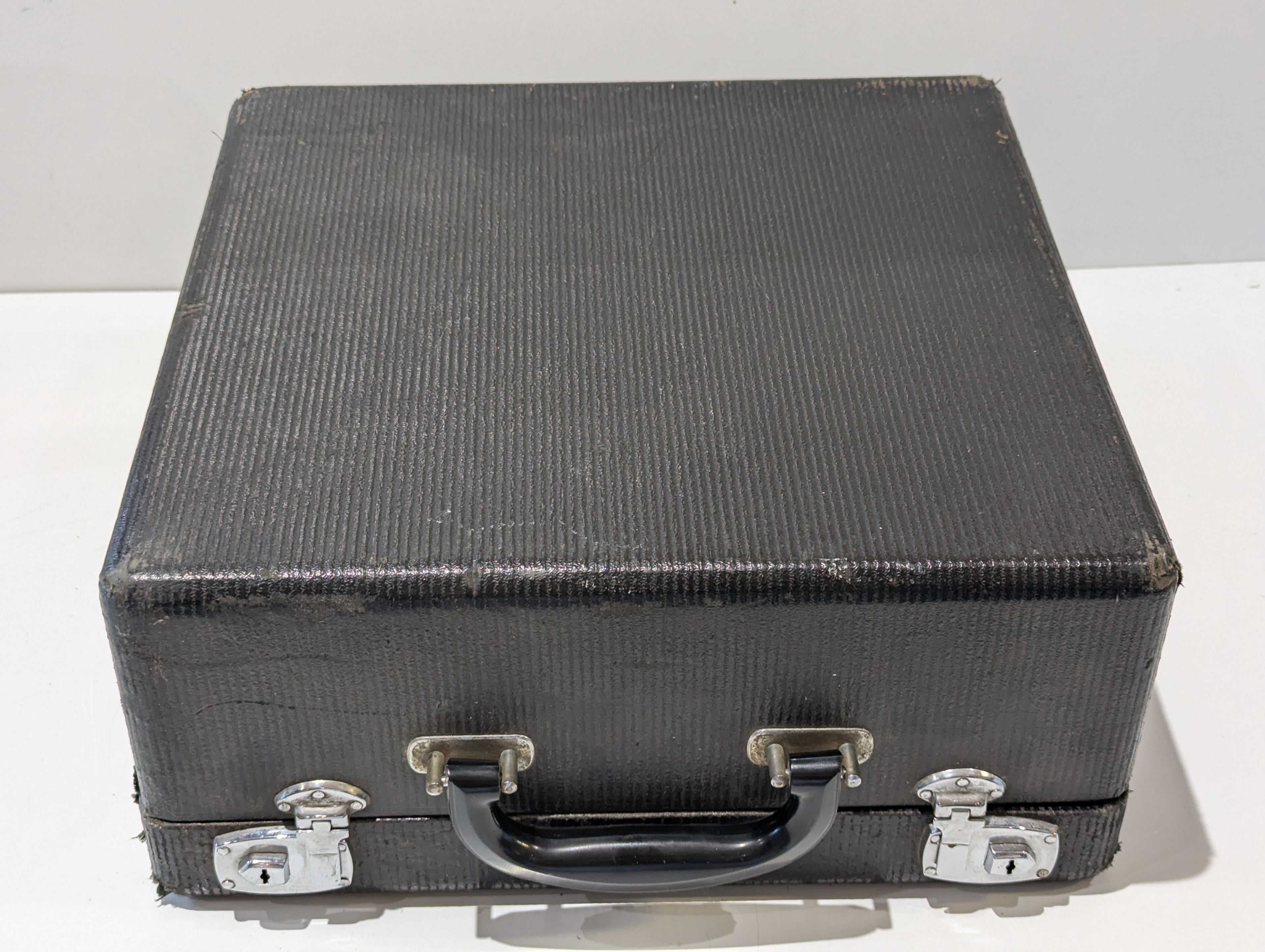 Vintage Corona Sterling Portable Manual Typewriter With Carry Case Black USA