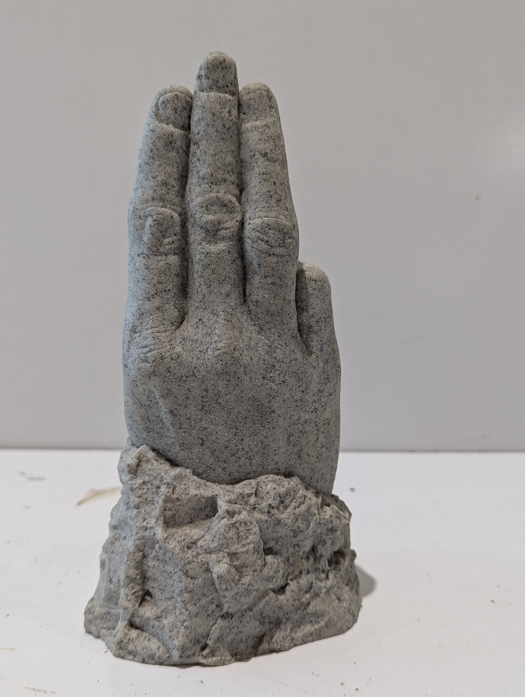 Stone Praying Hands Garden Statue Concrete Cement Sculpture Outdoor Home Decor