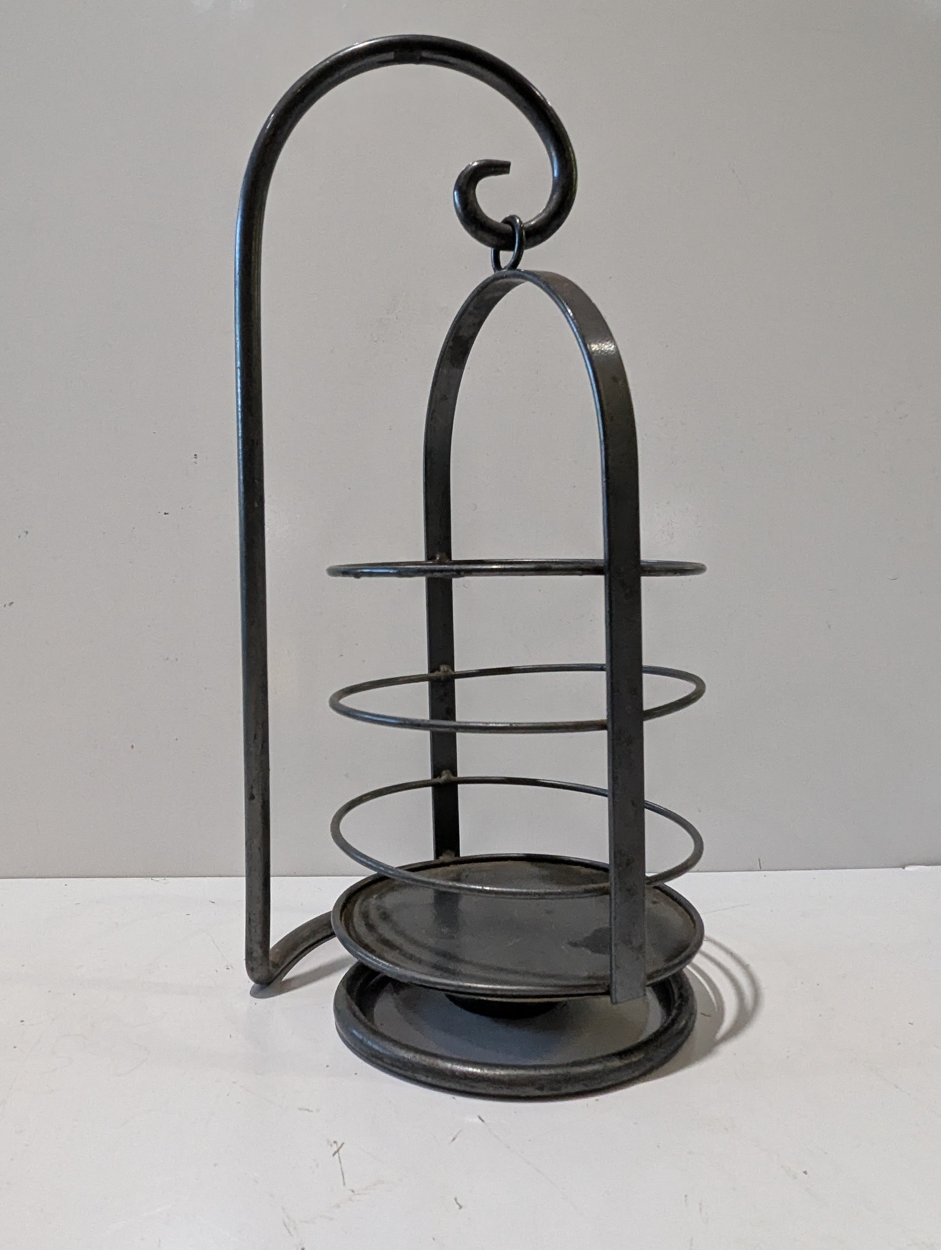 Vintage Wrought Iron Wine Bottle Holder Countertop Display Stand Rustic Decor Rack